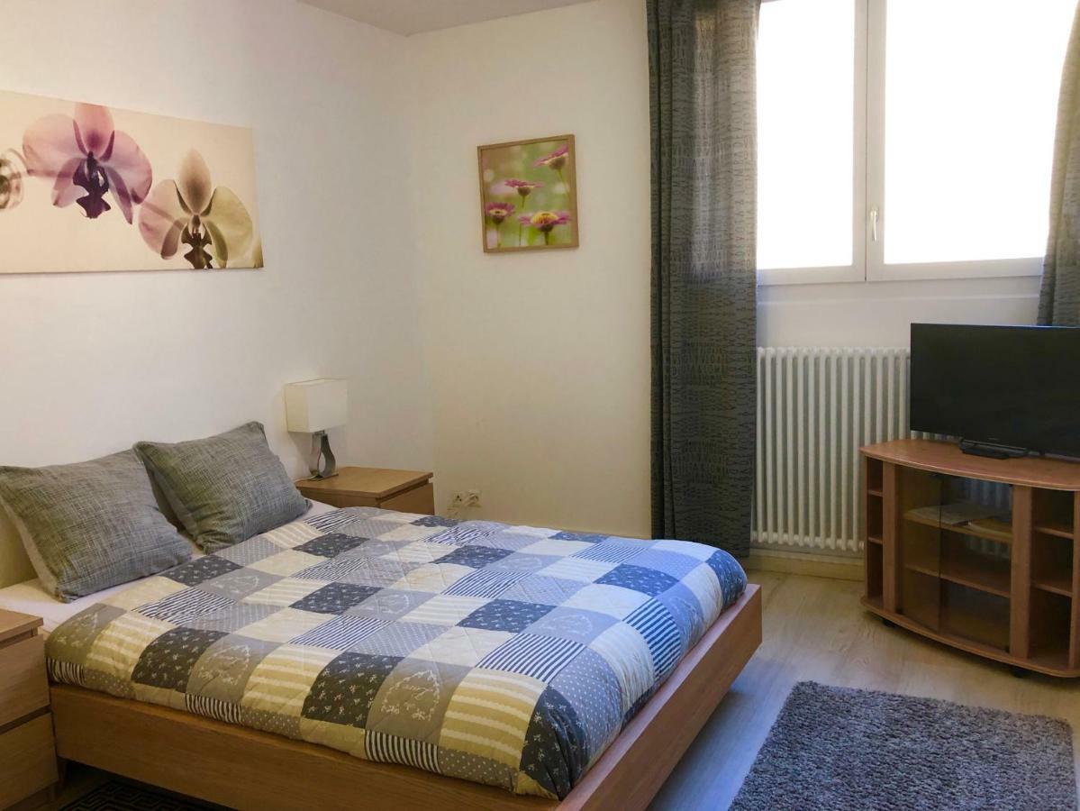 Auberge Pour Tous Vallorbe Exterior photo