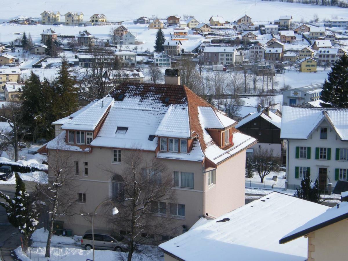 Auberge Pour Tous Vallorbe Exterior photo